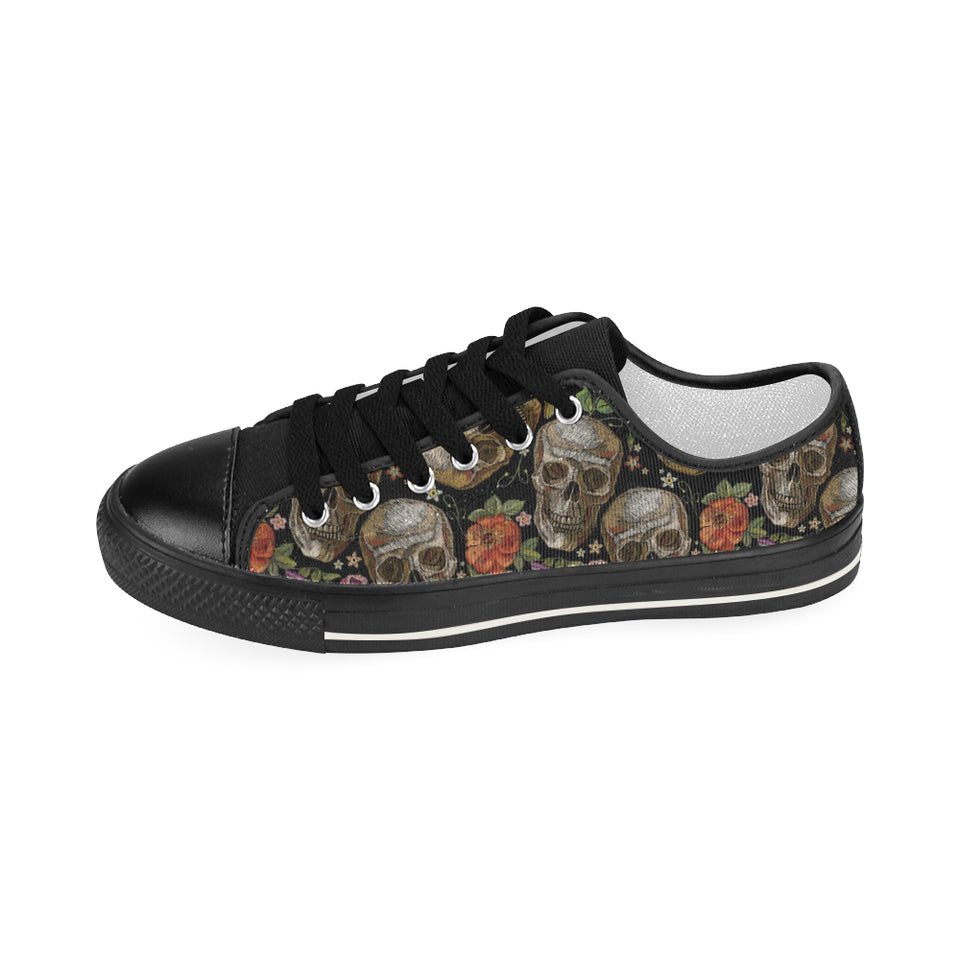 Skull rose humming bird flower pattern Women's Low Top Canvas Shoes Black