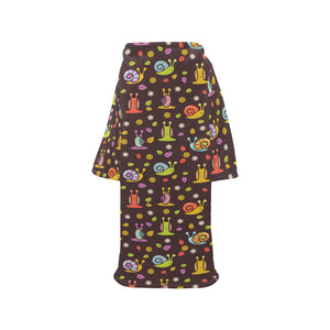 Snail Pattern Print Design 02 Blanket Robe with Sleeves