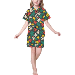 Canabis Marijuana Weed Pattern Print Design 02 Kids' Boys' Girls' V-Neck Short Pajama Set