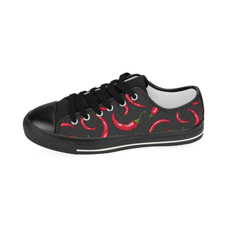 Chili peppers pattern black background Kids' Boys' Girls' Low Top Canvas Shoes Black