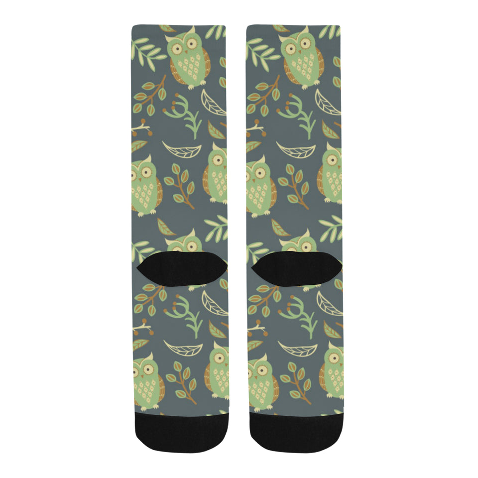 Cute owls leaves pattern Crew Socks