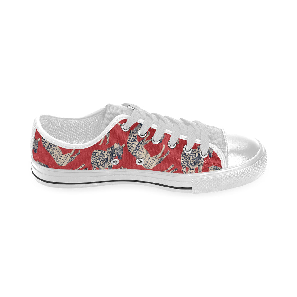 Zebra abstract red background Men's Low Top Shoes White