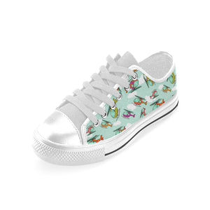 Helicopter design pattern Men's Low Top Shoes White