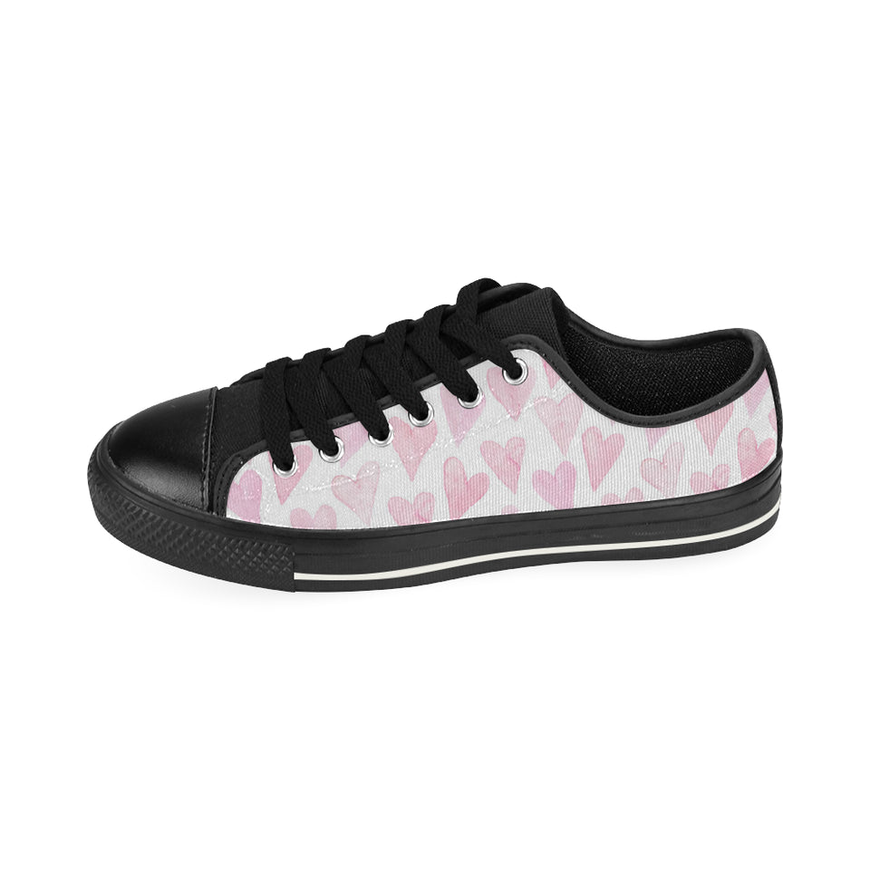 Watercolor pink heart pattern Men's Low Top Canvas Shoes Black