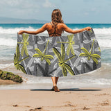 Hand drawn dragonfly pattern Beach Towel