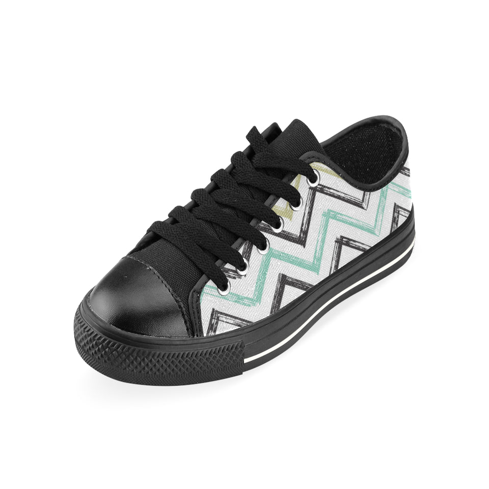 zigzag  chevron paint pattern Men's Low Top Canvas Shoes Black