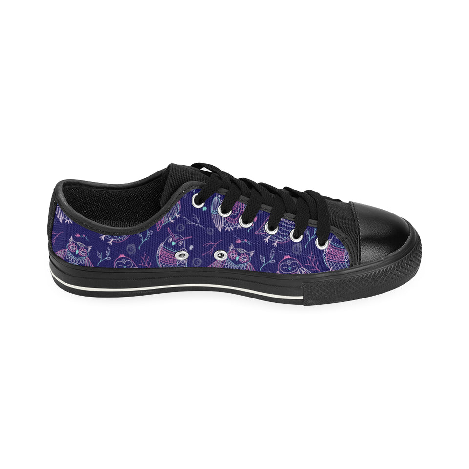 Cute owls pattern boho style ornament Men's Low Top Canvas Shoes Black