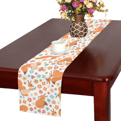 Squirrel Pattern Print Design 05 Table Runner
