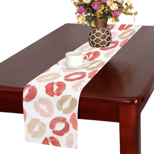 Lips Pattern Print Design 04 Table Runner