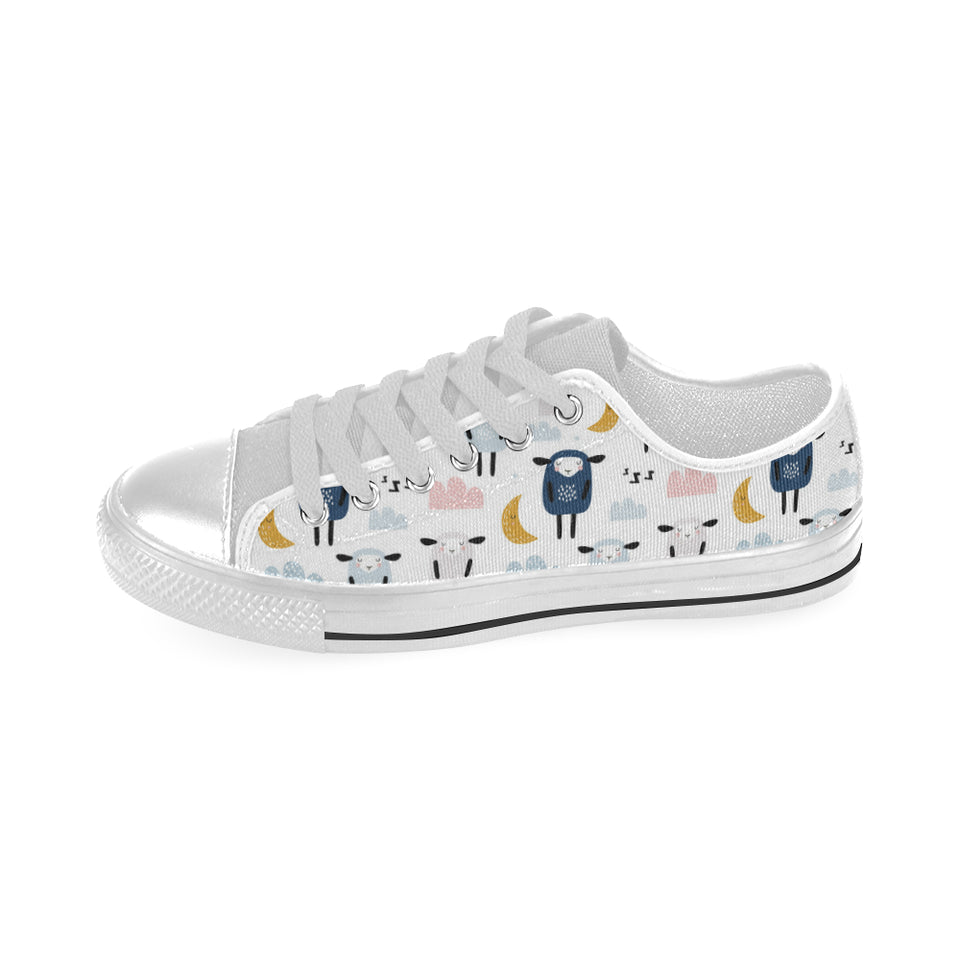 Cute sleeping sheep moon cloud pattern Men's Low Top Shoes White