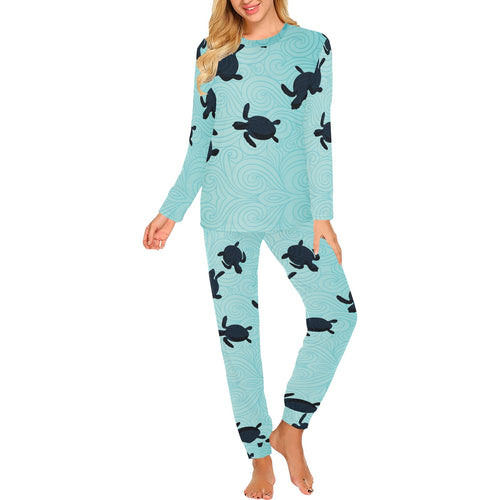 Sea turtle with blue ocean backgroud Women's All Over Print Pajama Set