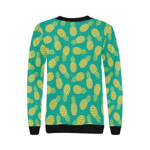 Pineapples pattern green background Women's Crew Neck Sweatshirt