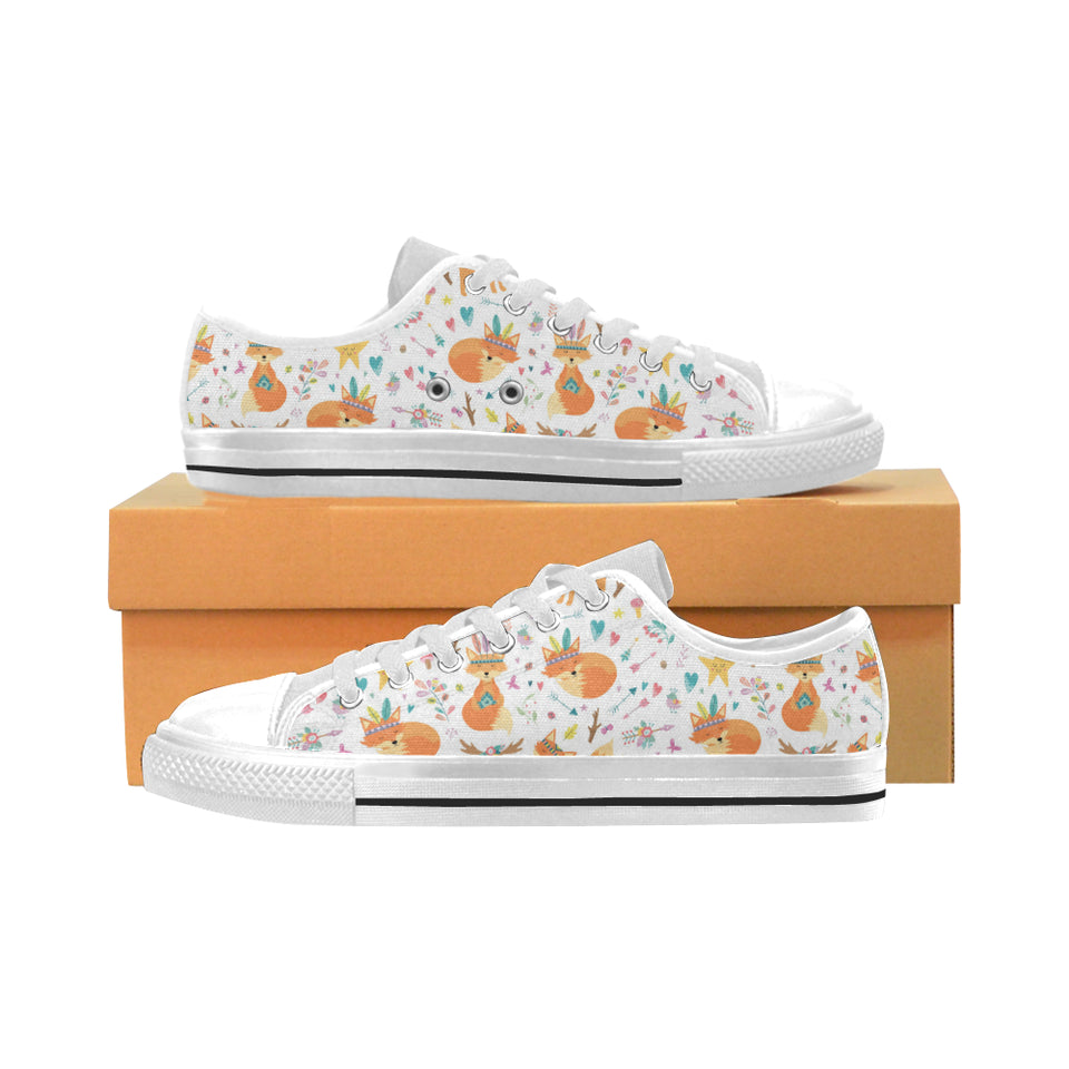 cute tribal fox pattern Men's Low Top Canvas Shoes White