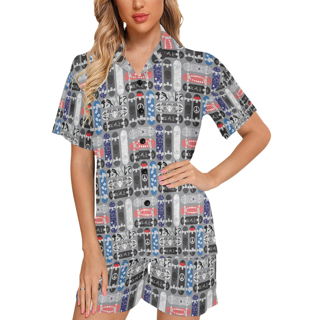 Skate Board Pattern Print Design 04 Women's V-Neck Short Pajama Set