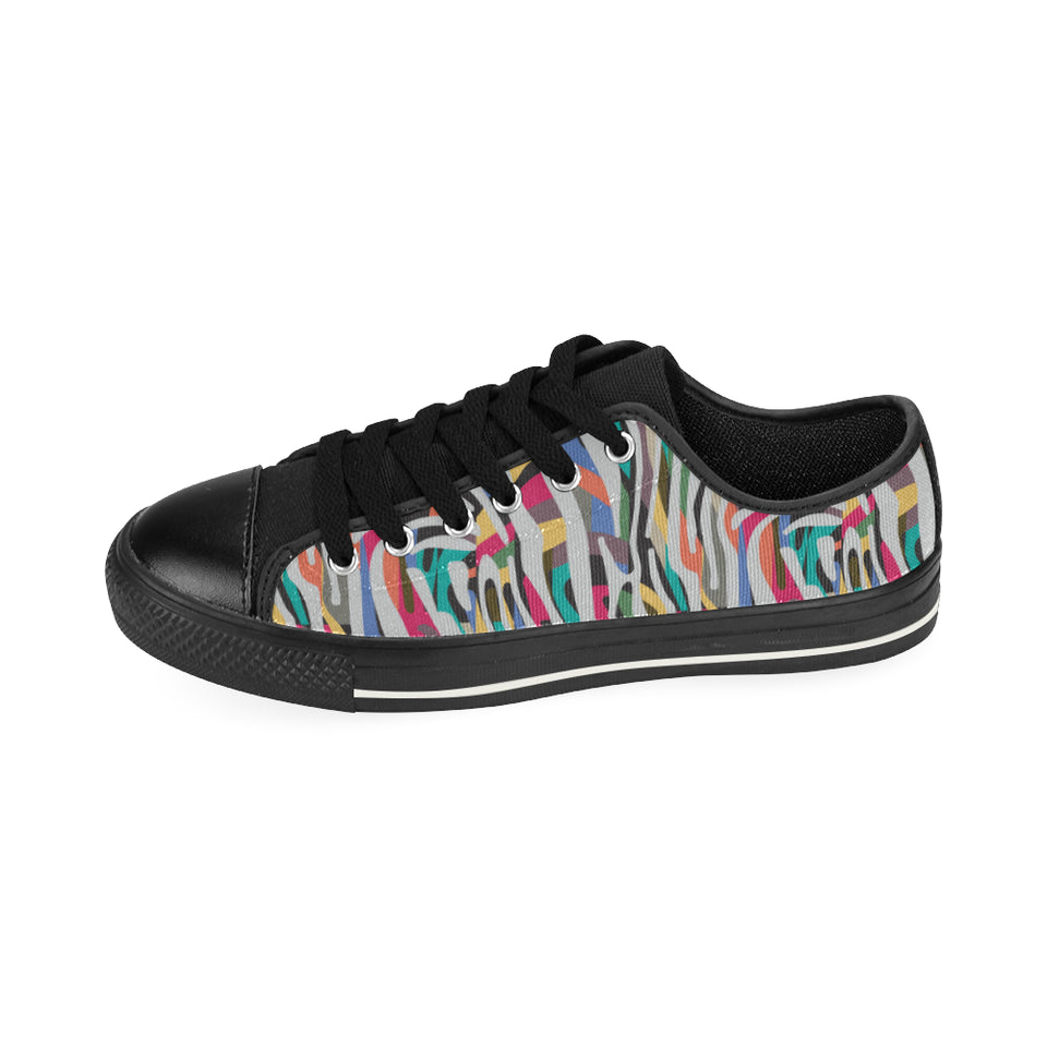 Colorful zebra skin pattern Men's Low Top Canvas Shoes Black