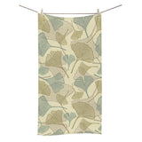 Ginkgo leaves design pattern Bath Towel
