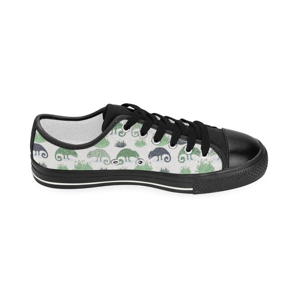 Chameleon lizard succulent plant pattern Kids' Boys' Girls' Low Top Canvas Shoes Black