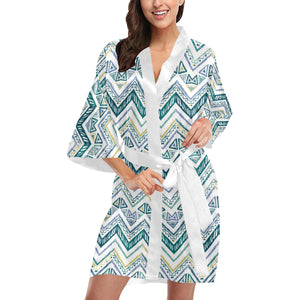 zigzag  chevron paint design pattern Women's Short Kimono Robe