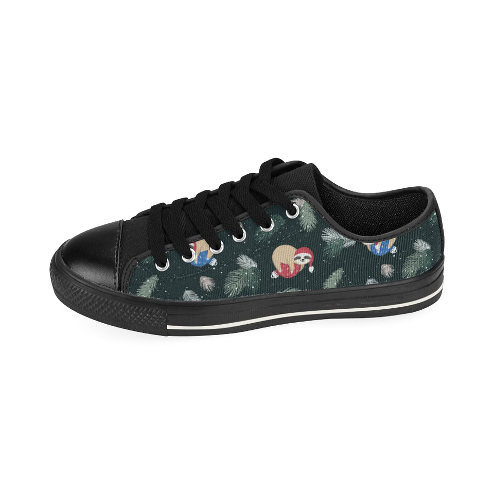 Cute sloths sleeping christmas ball santa hat patt Men's Low Top Canvas Shoes Black