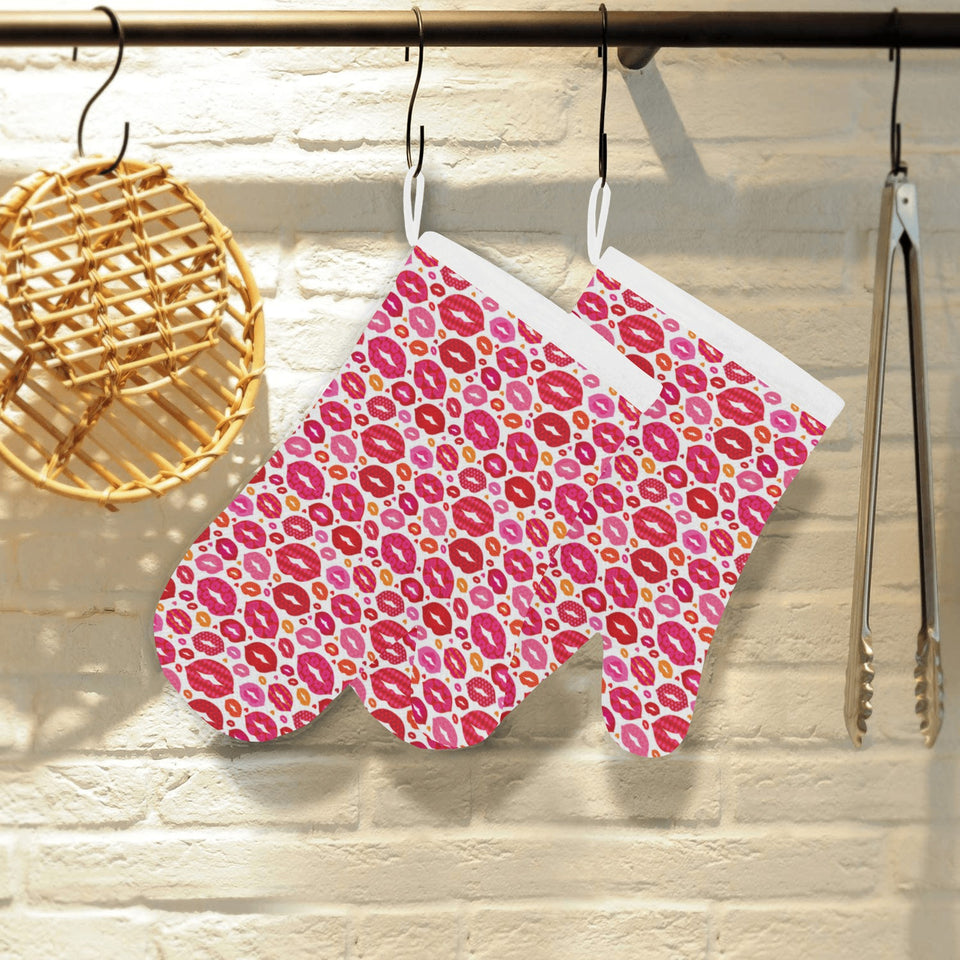 Lips Pattern Print Design 01 Heat Resistant Oven Mitts