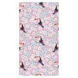 Beautiful toucan flower leaves Bath Towel