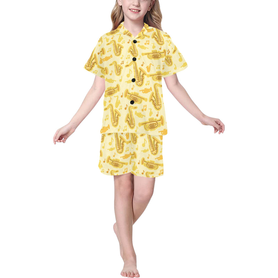 Saxophone cornet pattern yellow background Kids' Boys' Girls' V-Neck Short Pajama Set