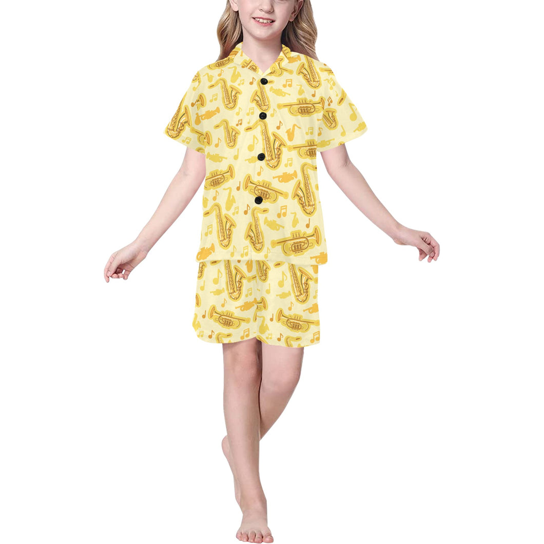 Saxophone cornet pattern yellow background Kids' Boys' Girls' V-Neck Short Pajama Set