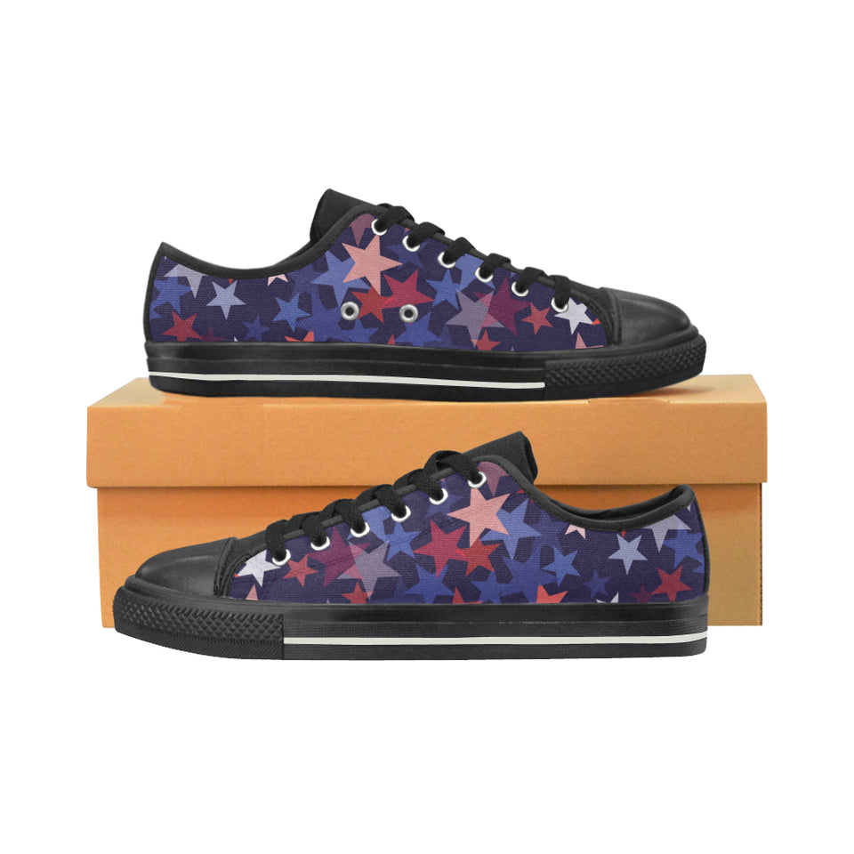 Red blue star pattern Men's Low Top Canvas Shoes Black