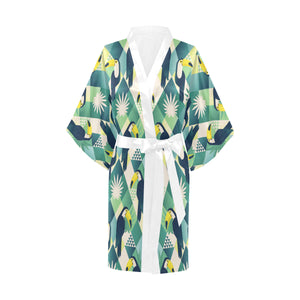 Toucan tropical leaves design pattern Women's Short Kimono Robe