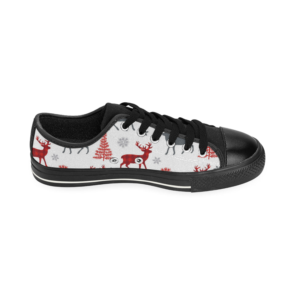 Deer tree snowflakes chrismas pattern Men's Low Top Canvas Shoes Black