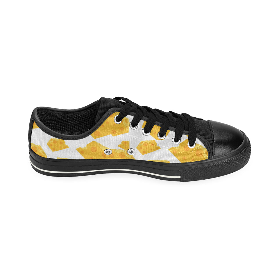 Cheese slice pattern Men's Low Top Canvas Shoes Black