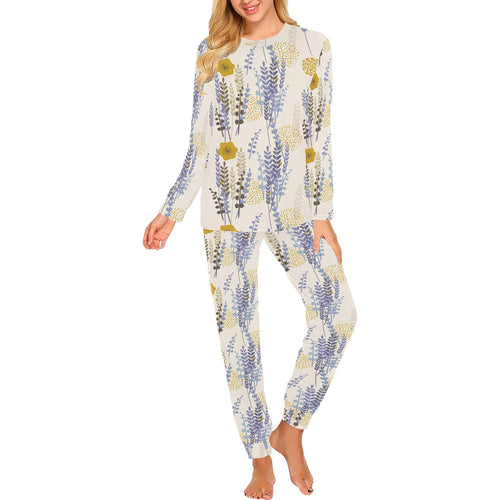 Lavender modern pattern blackground Women's All Over Print Pajama Set