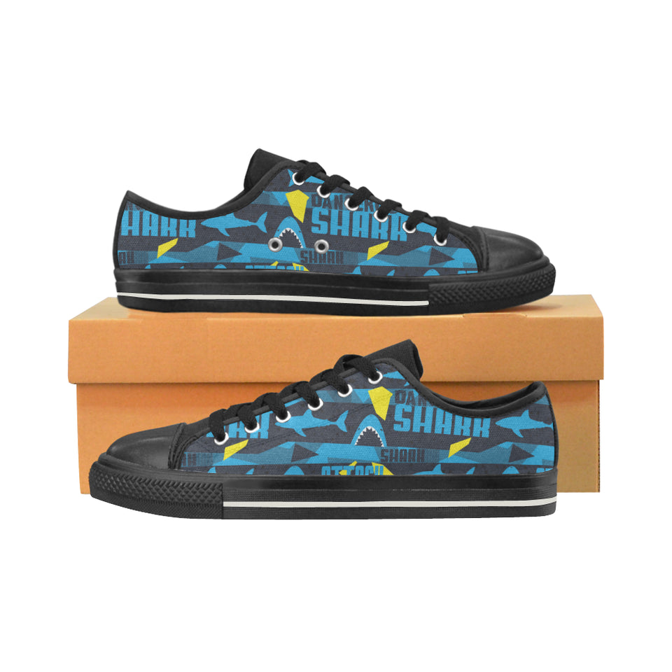 Shark dangerous Men's Low Top Canvas Shoes Black
