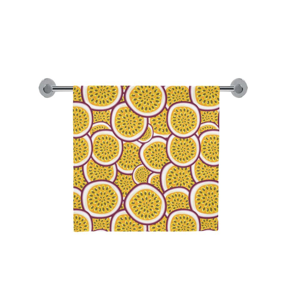Passion fruits slice pattern Bath Towel
