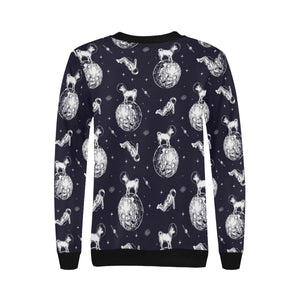 Chihuahua space helmet. astronaut pattern Women's Crew Neck Sweatshirt