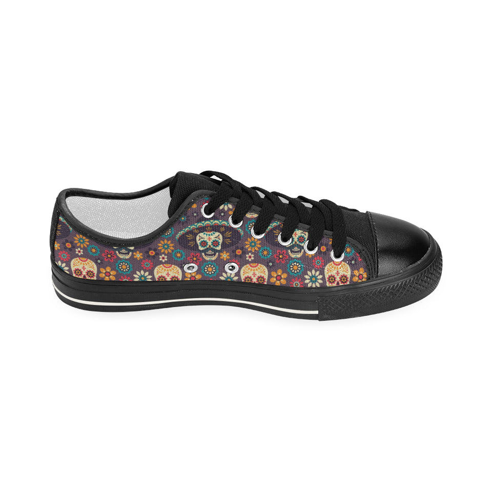Sugar skulls flower maxican pattern Women's Low Top Canvas Shoes Black
