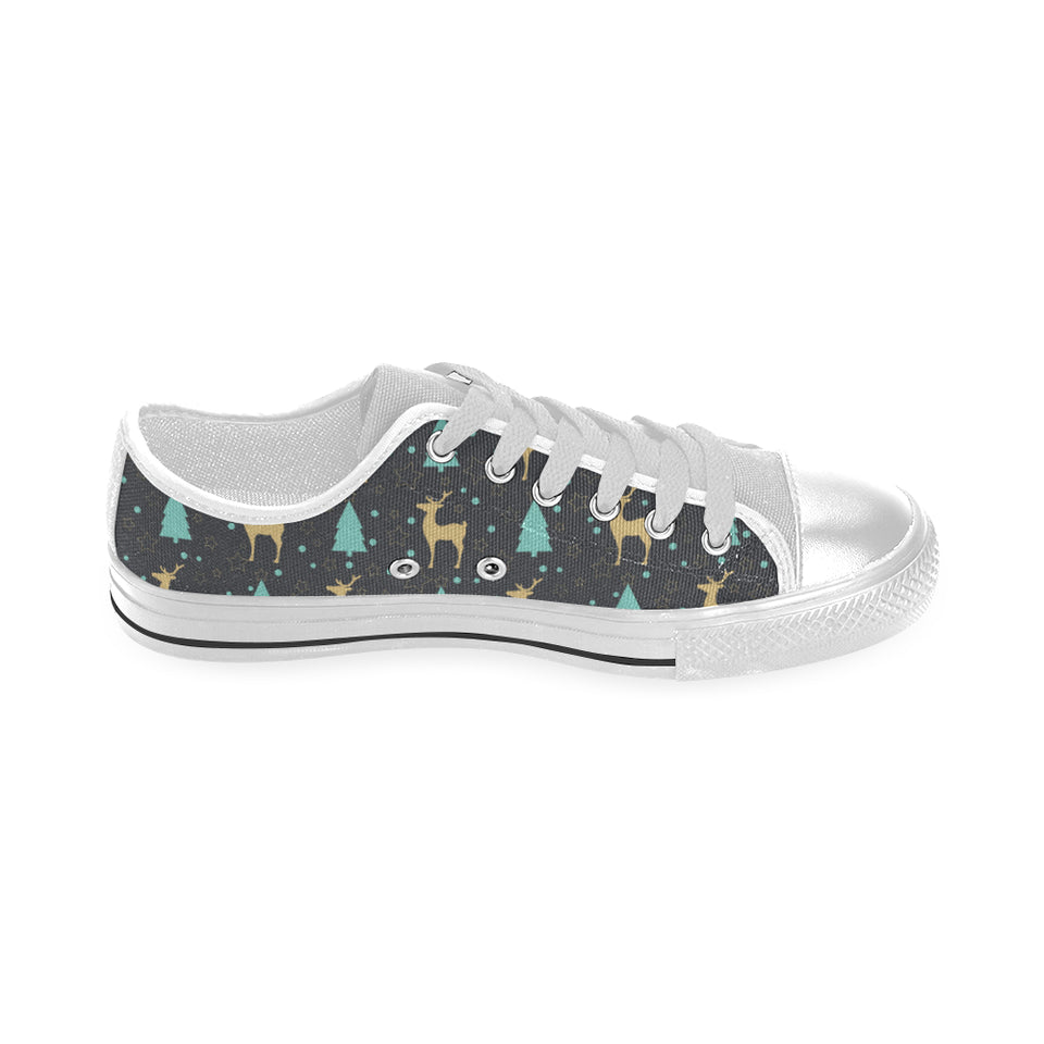 Deers star tree pattern Men's Low Top Canvas Shoes White