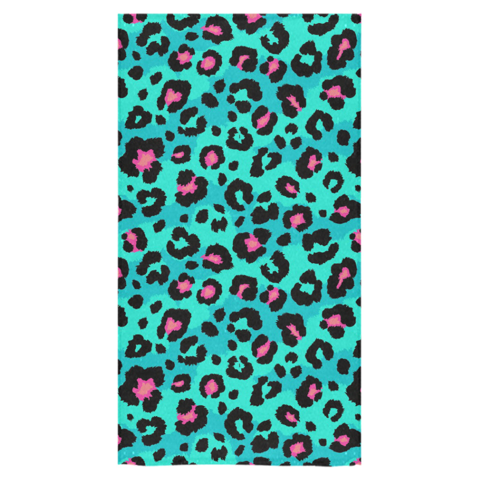 Green leopard skin print pattern Bath Towel