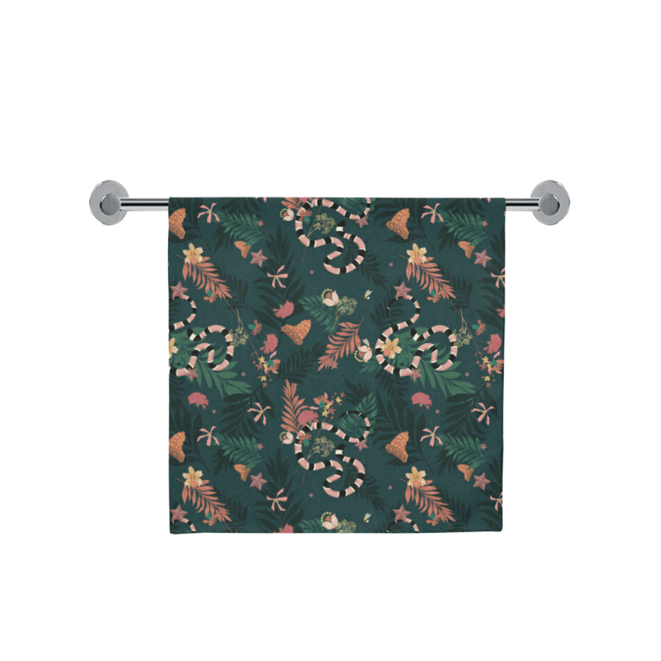 Snake forest pattern Bath Towel