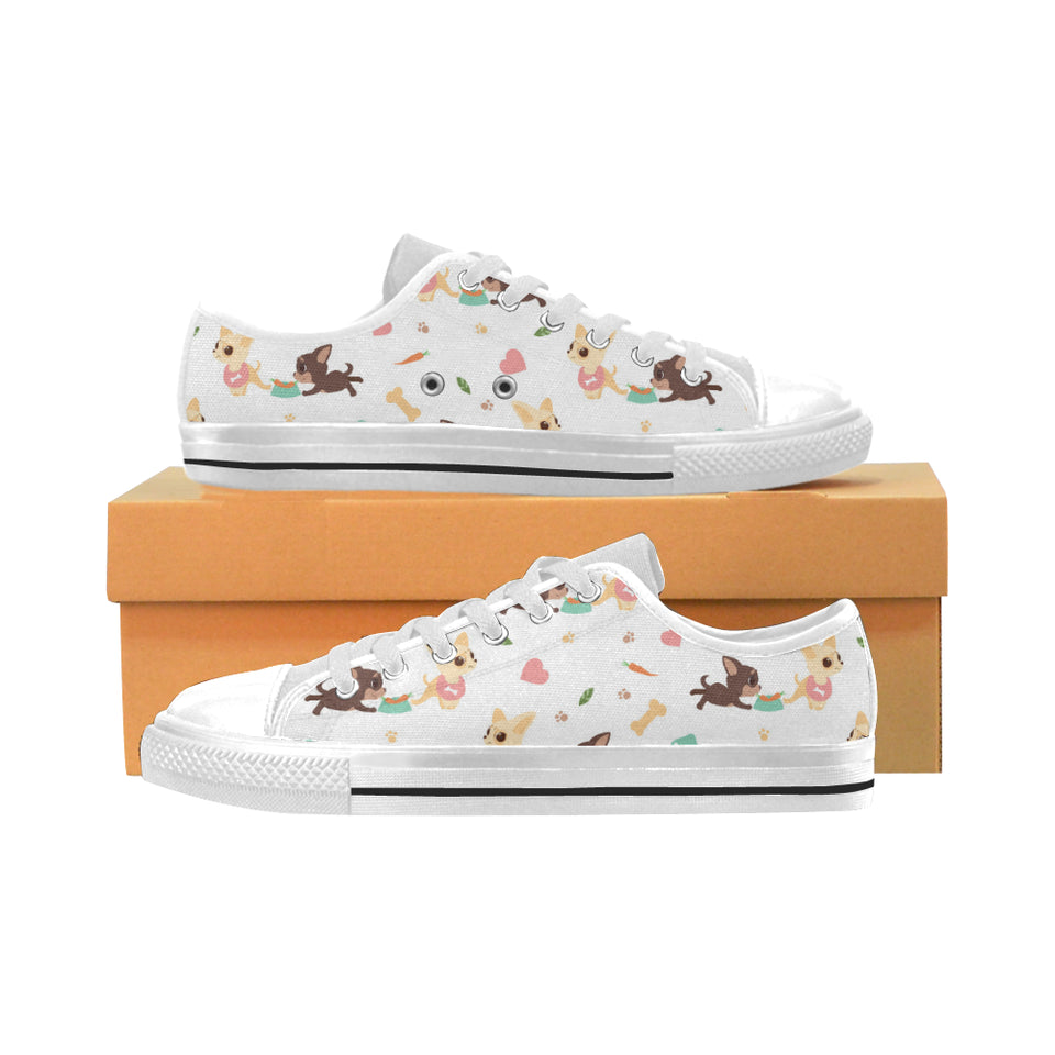 Cute Chihuahua puppie pattern Men's Low Top Shoes White