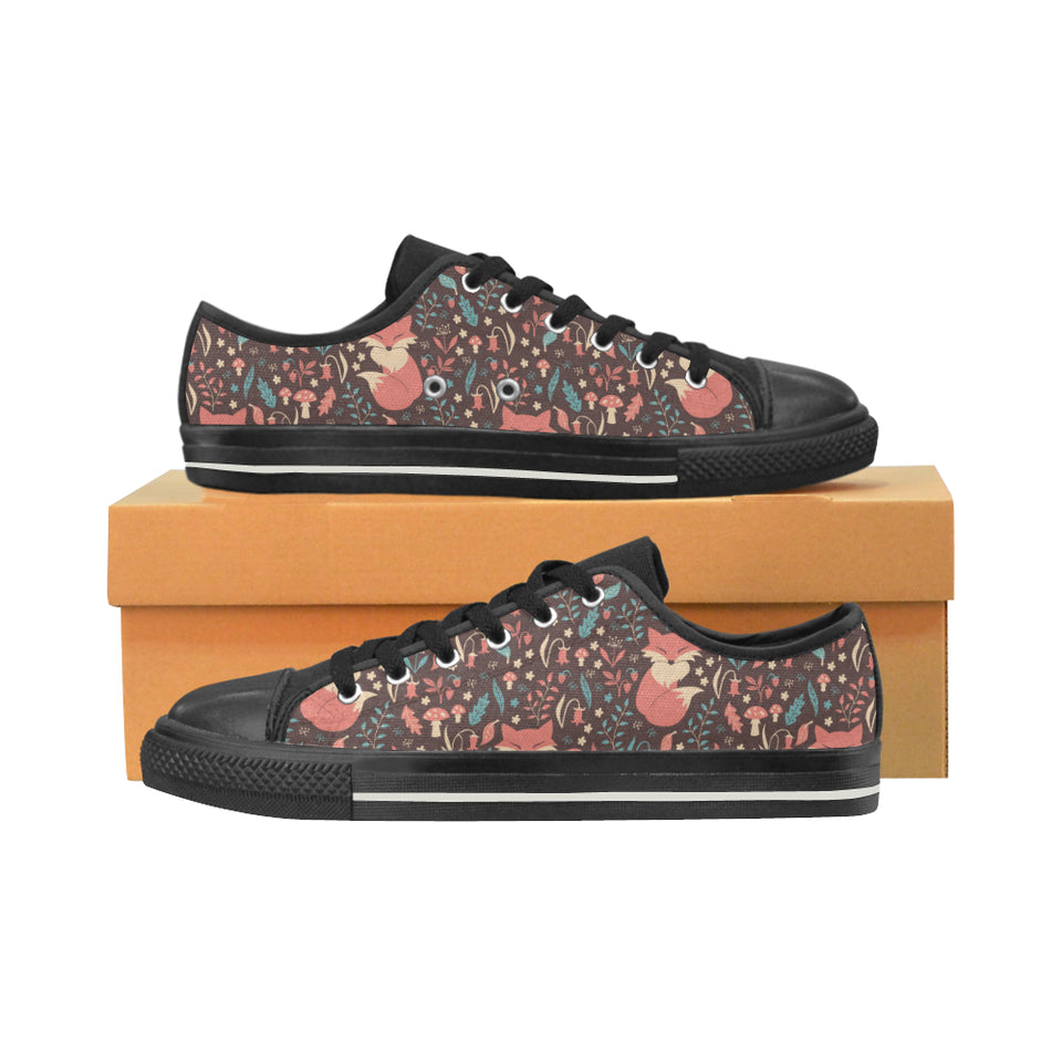 fox leaves mushroom pattern Men's Low Top Canvas Shoes Black