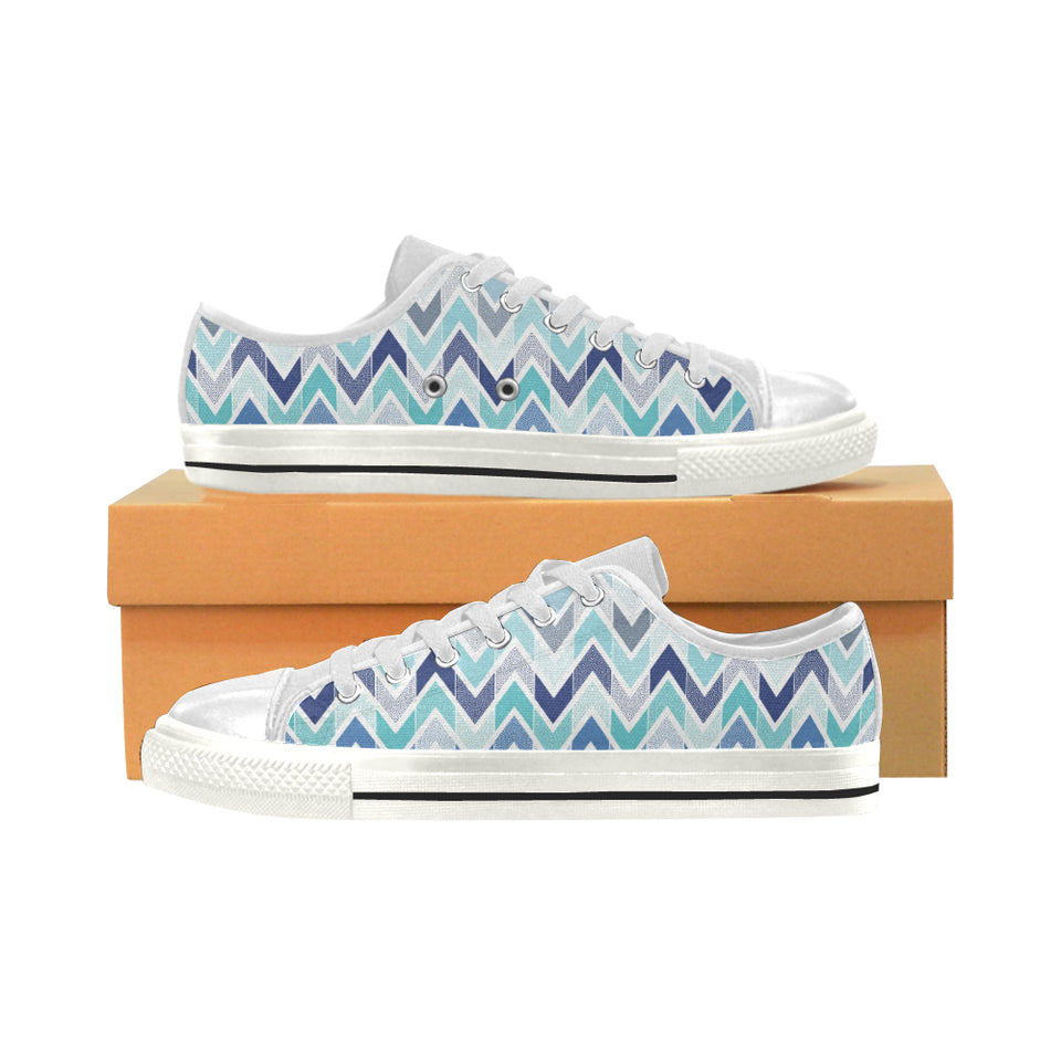 zigzag  chevron blue pattern Women's Low Top Canvas Shoes White