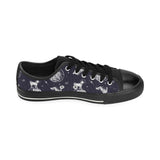 Chihuahua space helmet. astronaut pattern Men's Low Top Canvas Shoes Black
