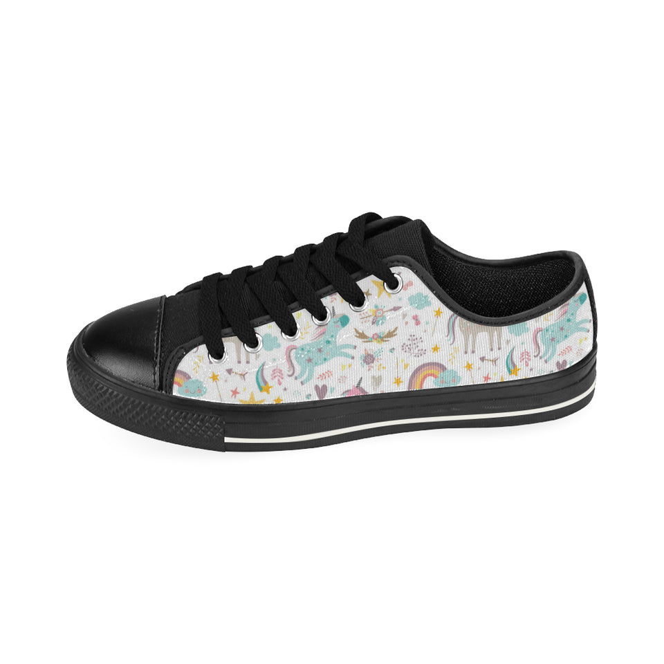 Colorful unicorn pattern Men's Low Top Canvas Shoes Black