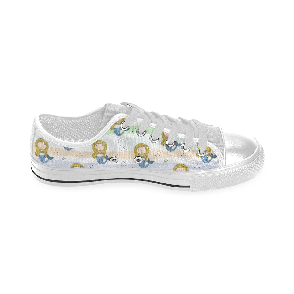 Cute hand drawn mermaid Men's Low Top Canvas Shoes White