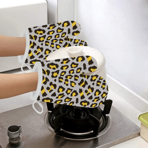 Gray Leopard print pattern Heat Resistant Oven Mitts