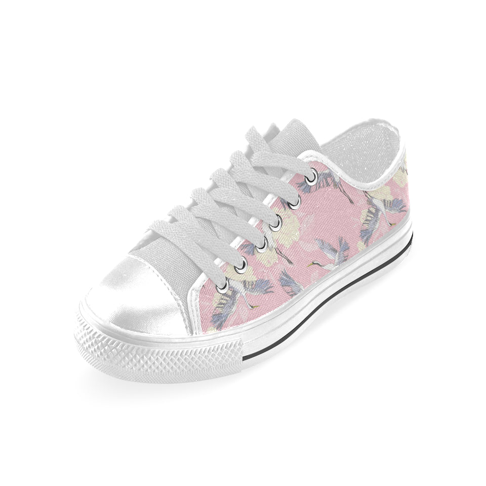 Japanese crane rose pattern Men's Low Top Canvas Shoes White