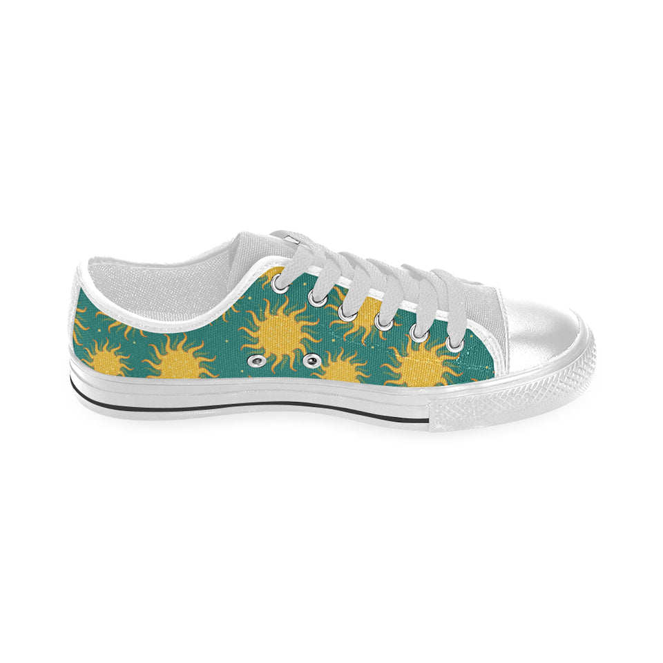 Sun green background Men's Low Top Shoes White