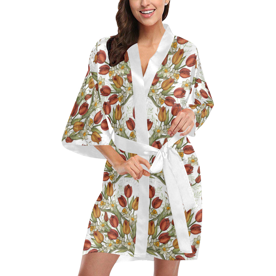 Red tulips and daffodils pattern Women's Short Kimono Robe