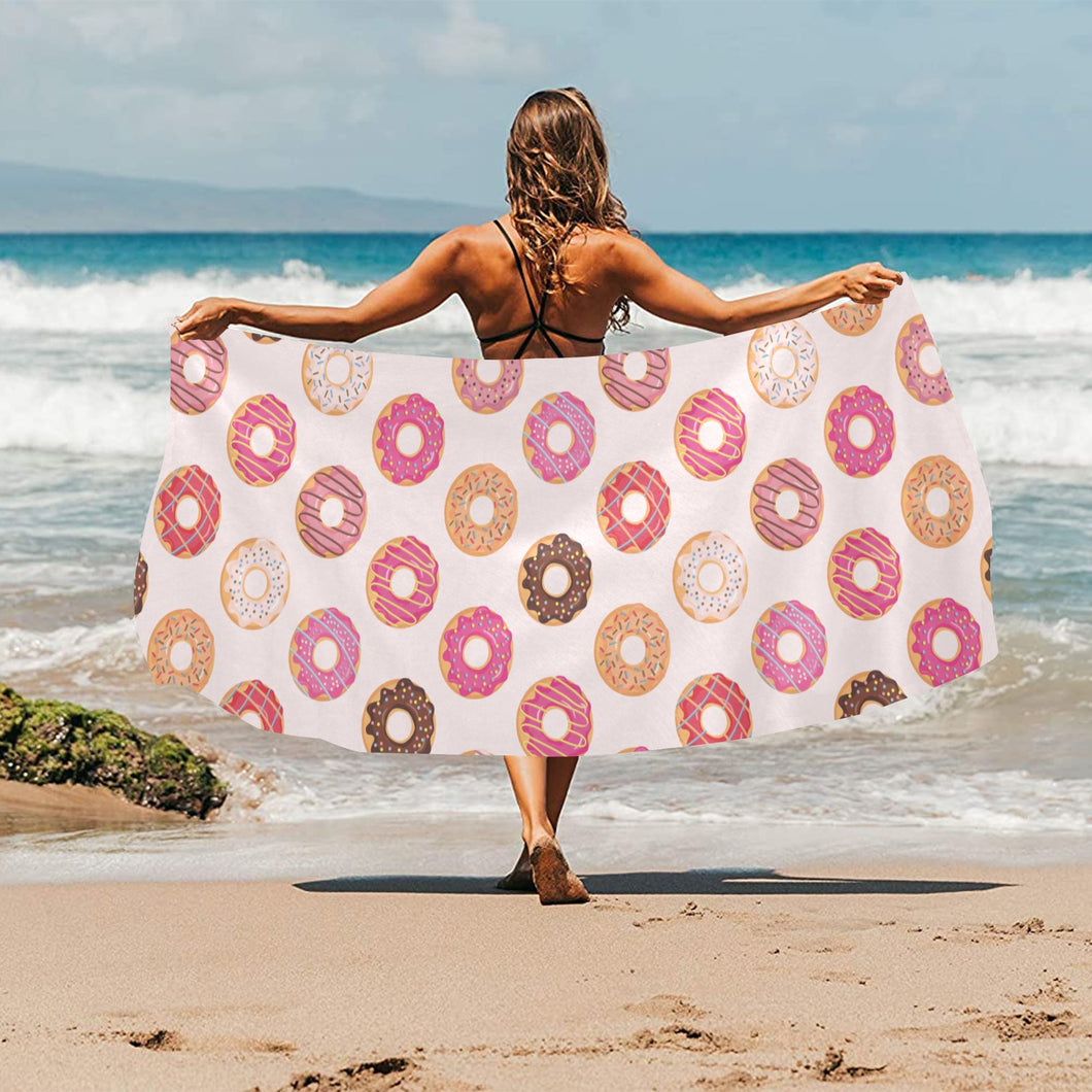 Colorful donut pattern Beach Towel